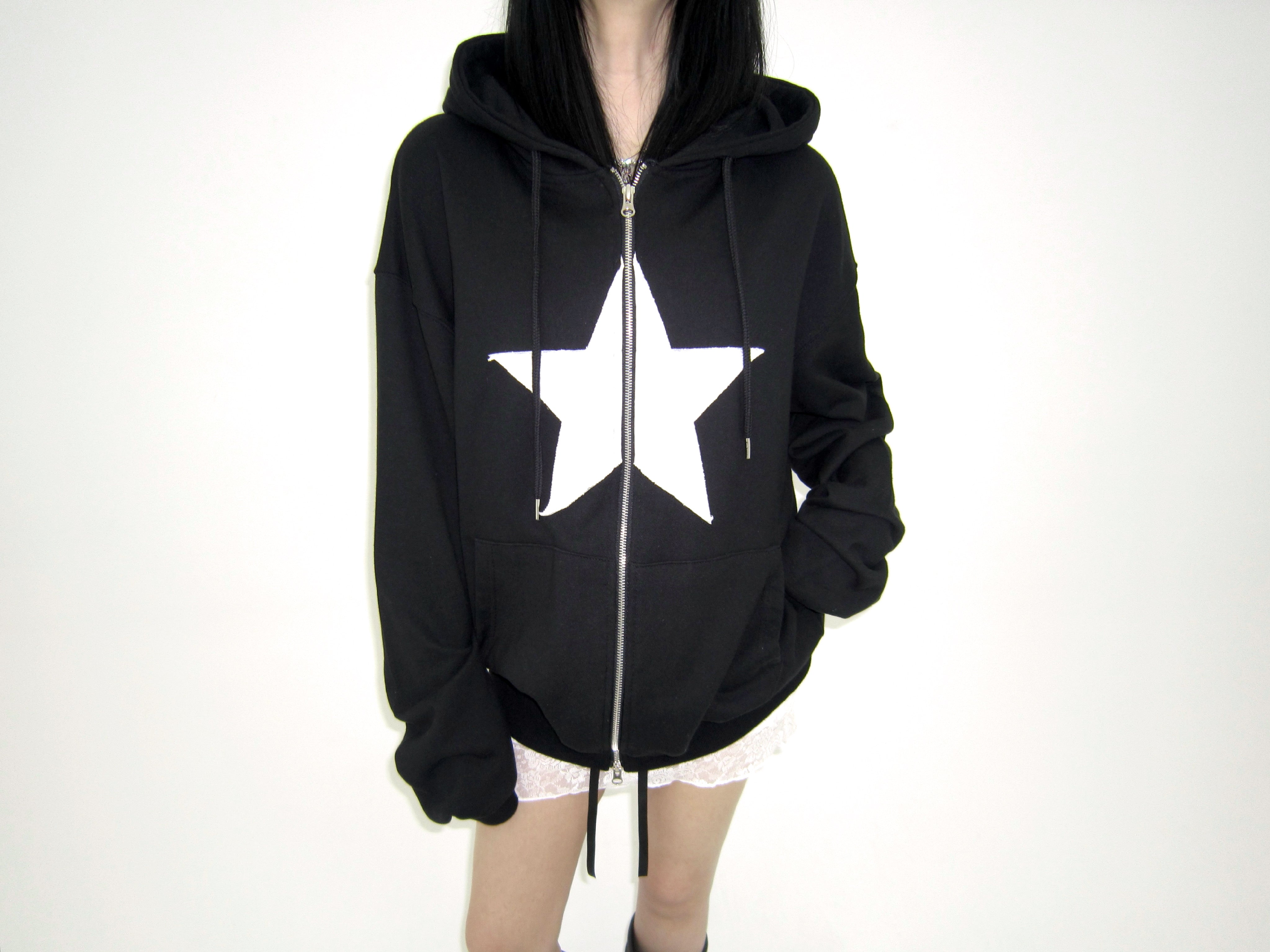 Star hood zip-up