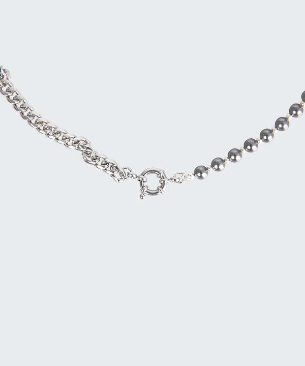 Black Pearl Surgical Chain Necklace