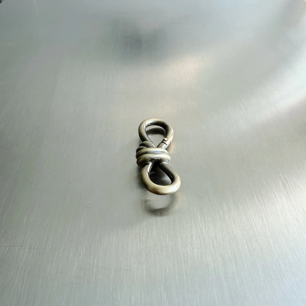 Twisted Design Buckle