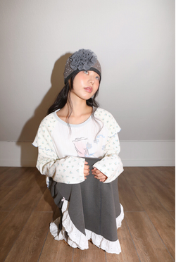 CHIFFON CORSAGE STAR BEANIE CHARCOAL