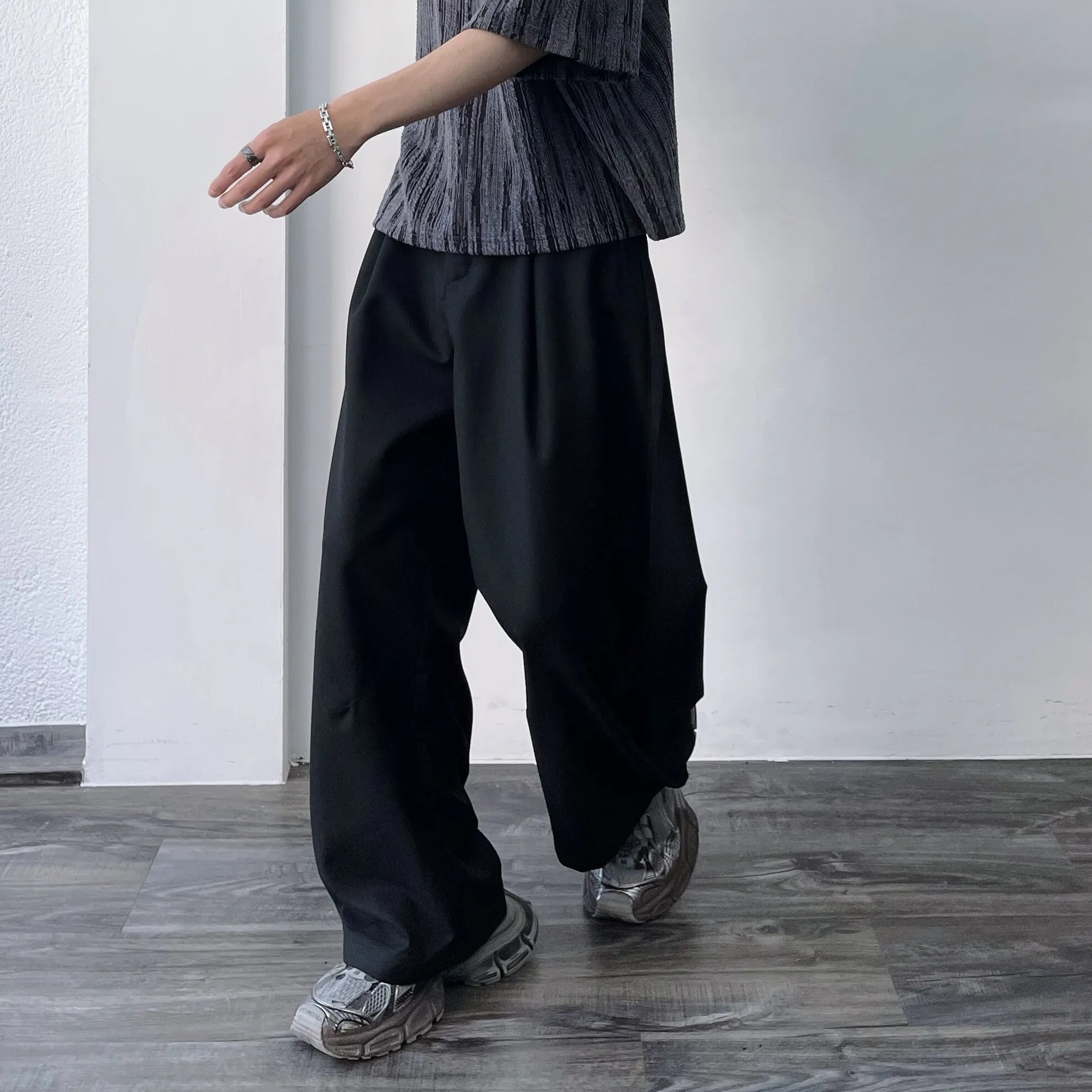 テイラードエラスティックフレアパンツ