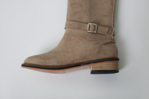 Suede Buckle Middle Boots