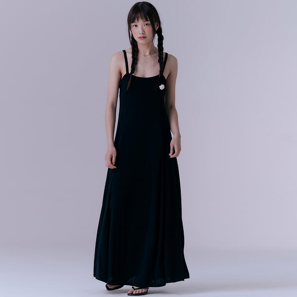 ホリデーエッセンシャルノースリーブドレス (BLACK)