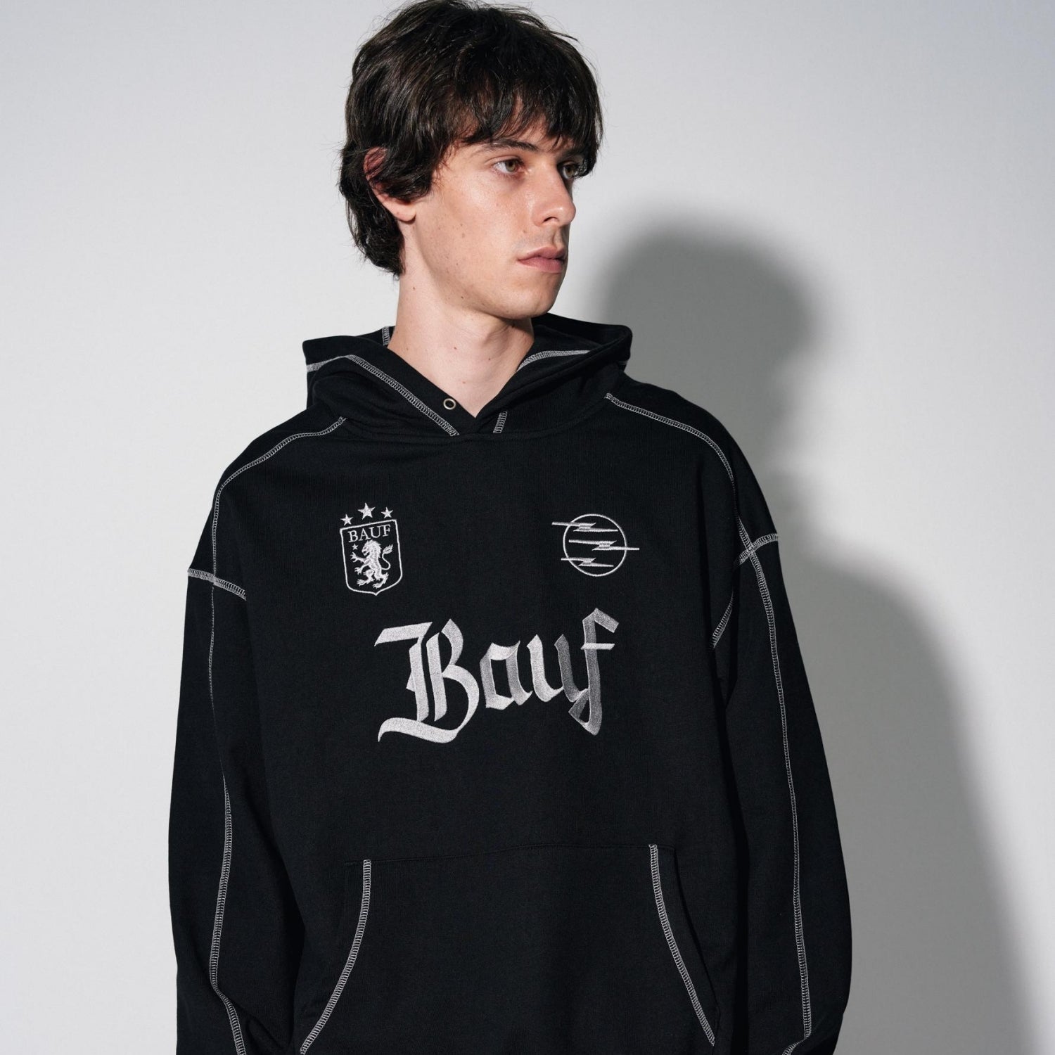 B logo football jersey hoodie [black]