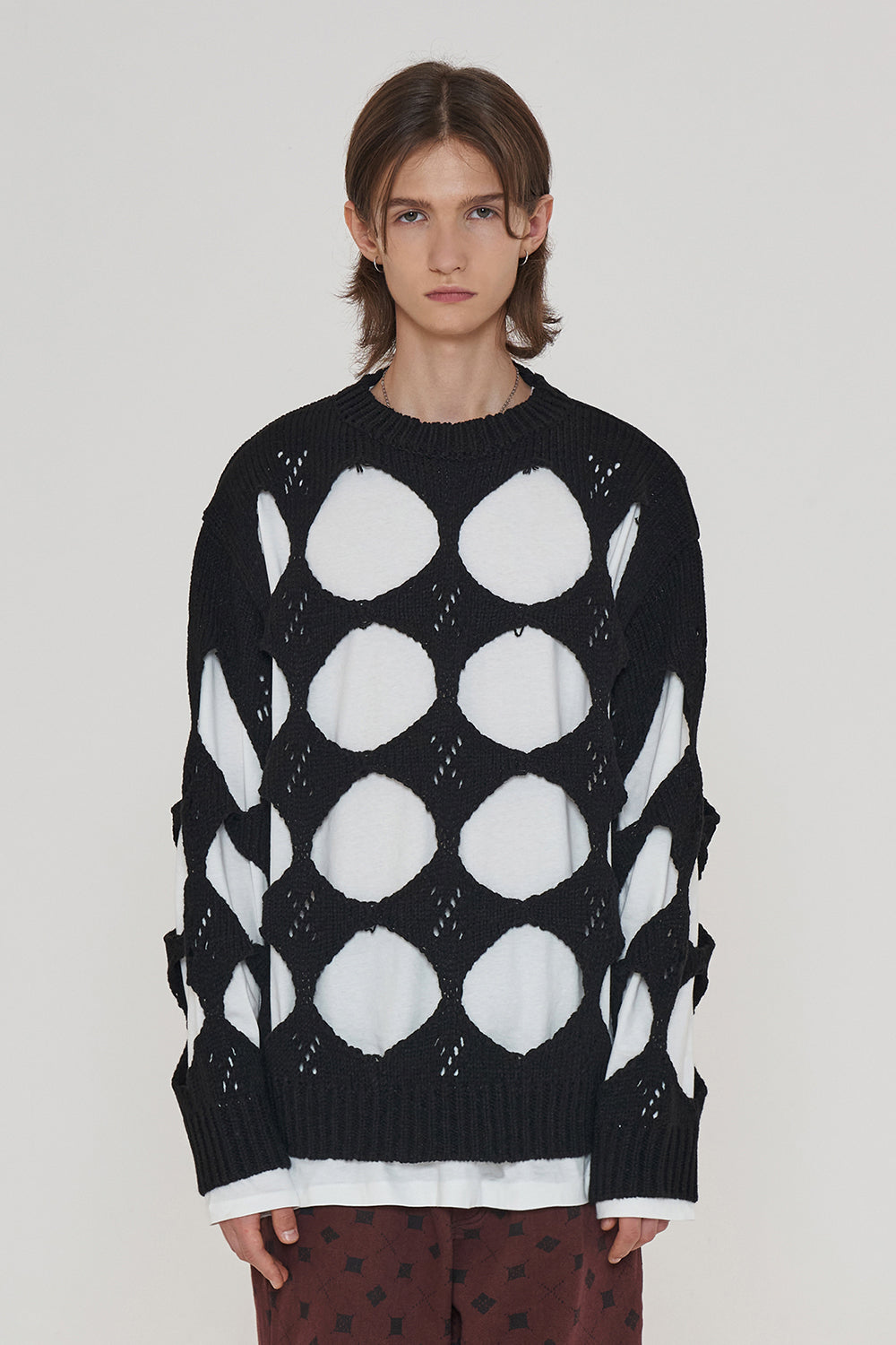 HOLE ARGYLE ROUND KNIT