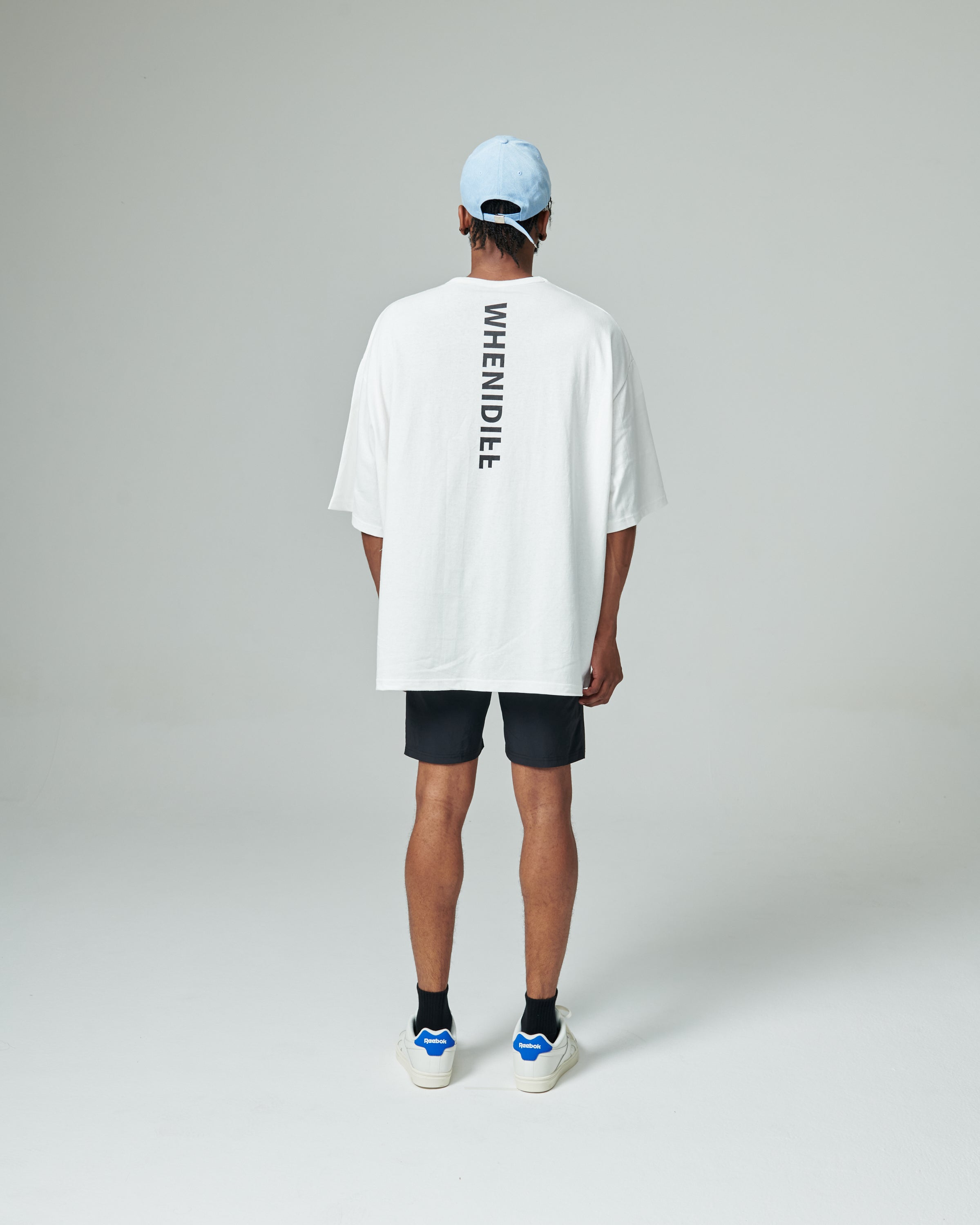 I Diff Logo Oversize T-shirts (White)