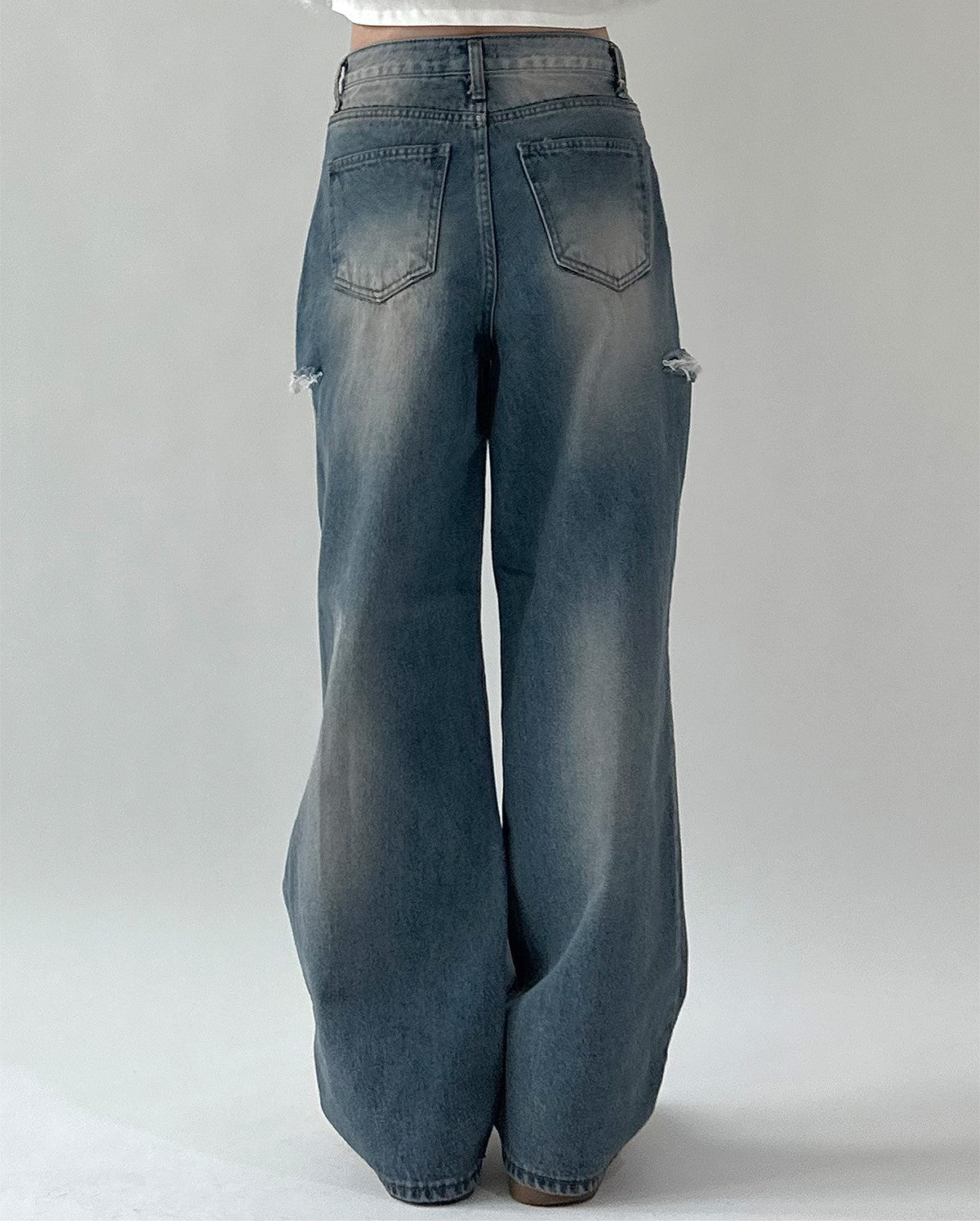 side-damaged denim pants