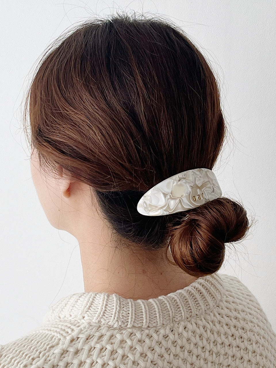 oar Classic Big Marble Barrette [Ivory]