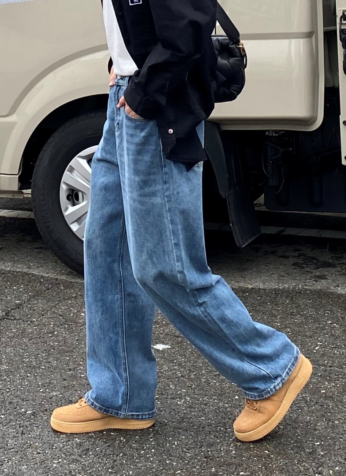 Long wide fit denim pants