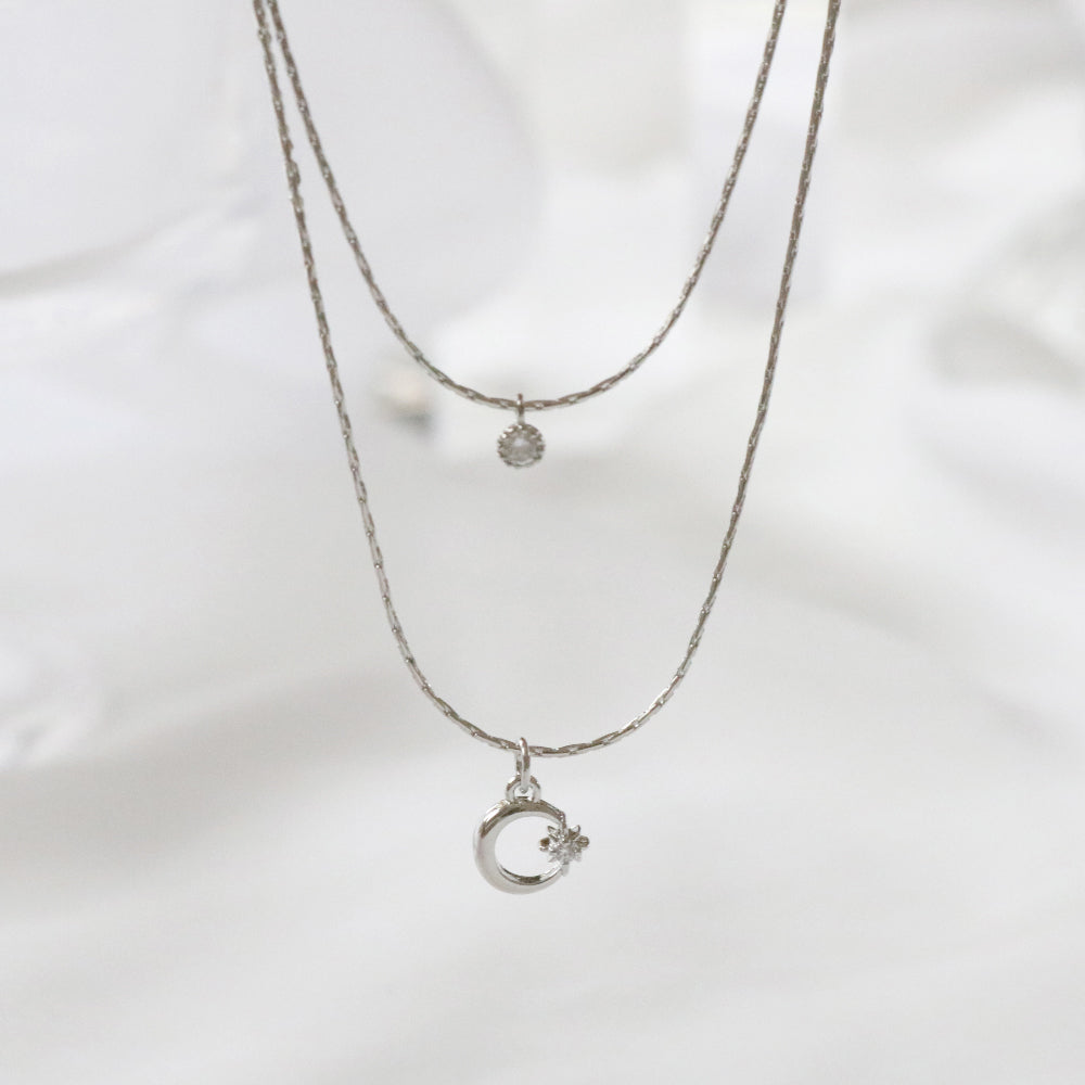 Layered simple moon necklace