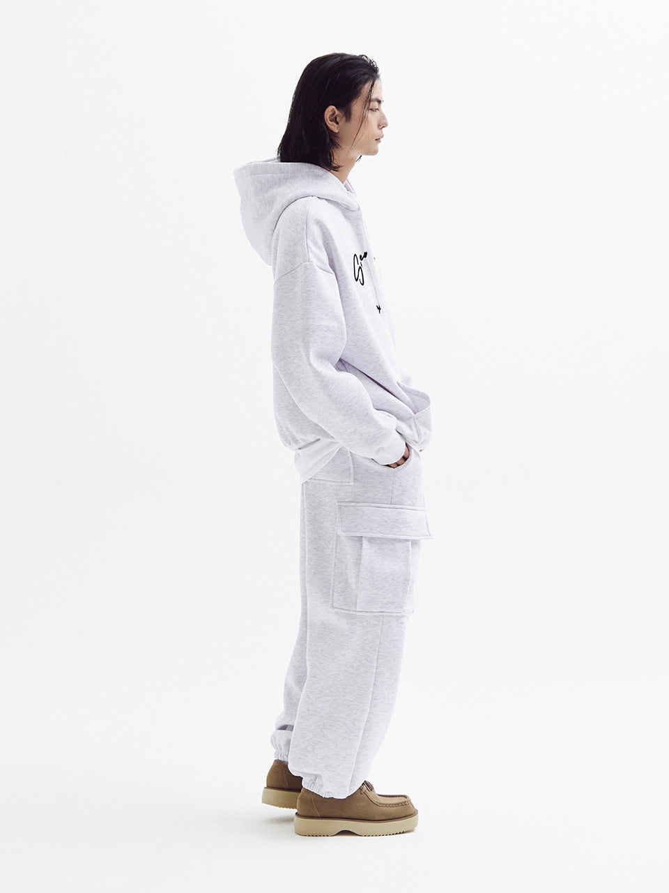 Balloon over cargo fleece jogger pants White Melange