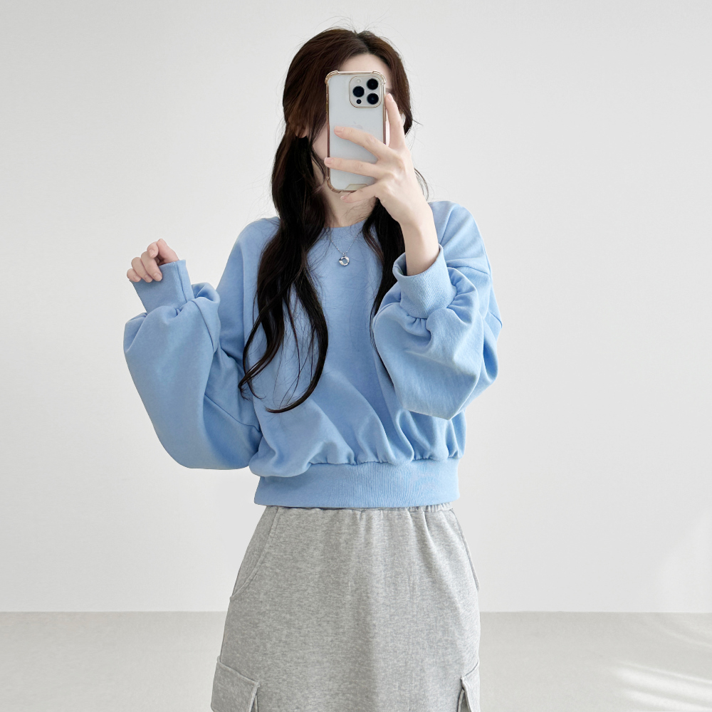 Tear Crop Sweatshirt