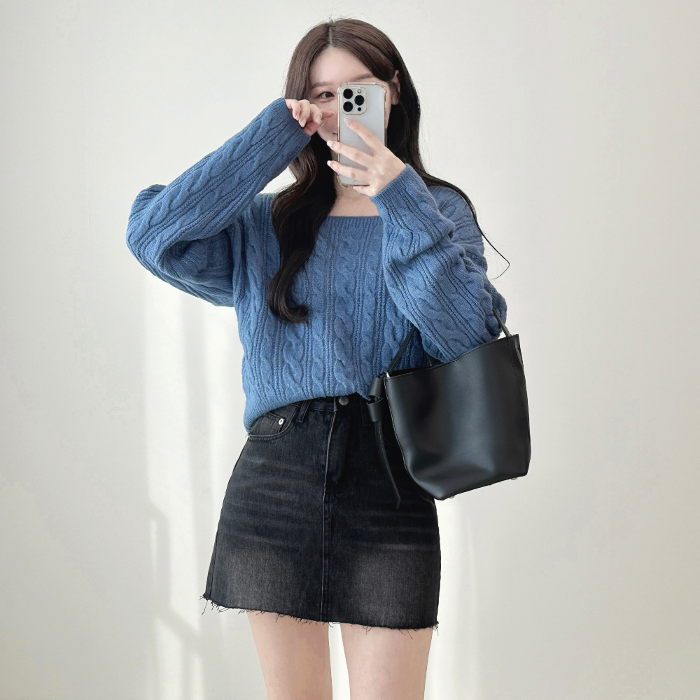 cutting mini denim skirt jean