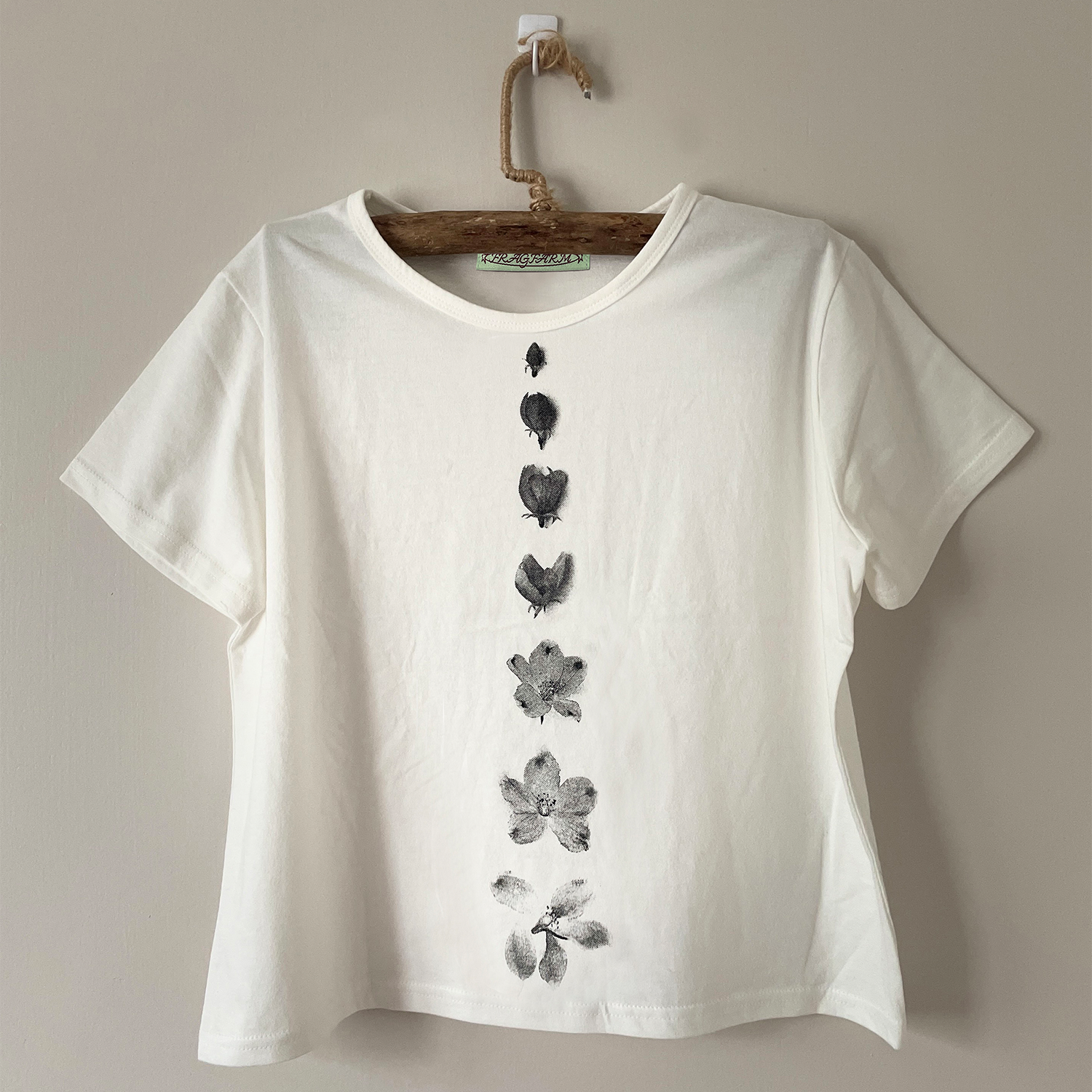 Blooming Short tee ( Ivory White