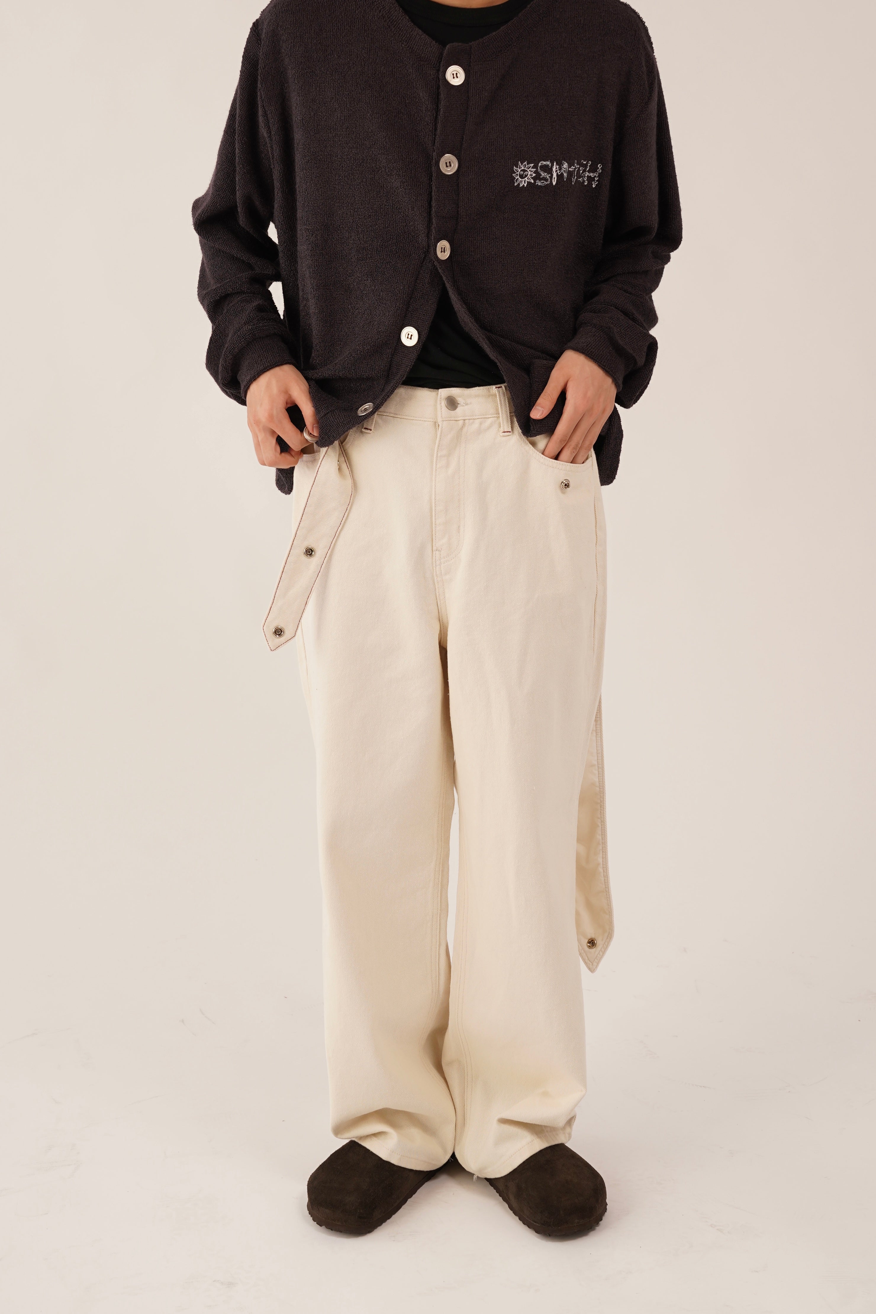 Tail Button Pants (Beige Cotton)