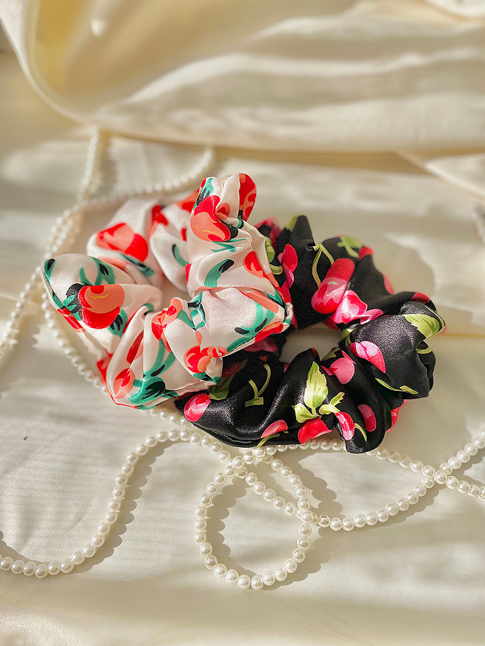 Cherry Printing Satin Hair Scrunchie (2color)