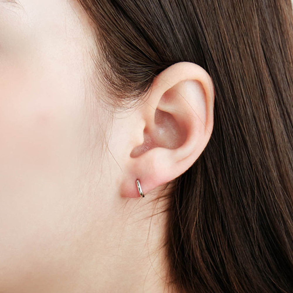 [925 SILVER] Basic One touch Earring