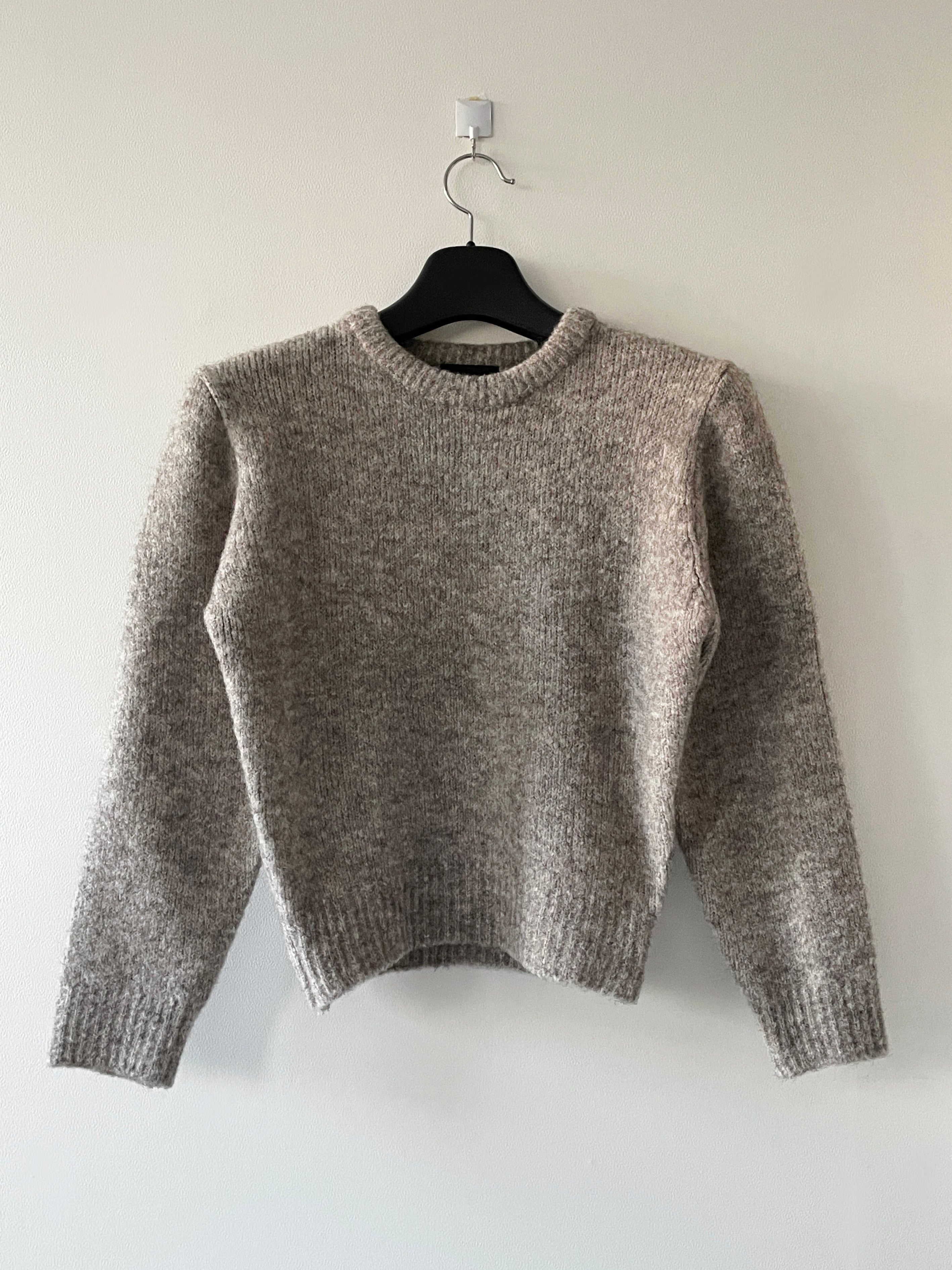 Mixed haul knitwear