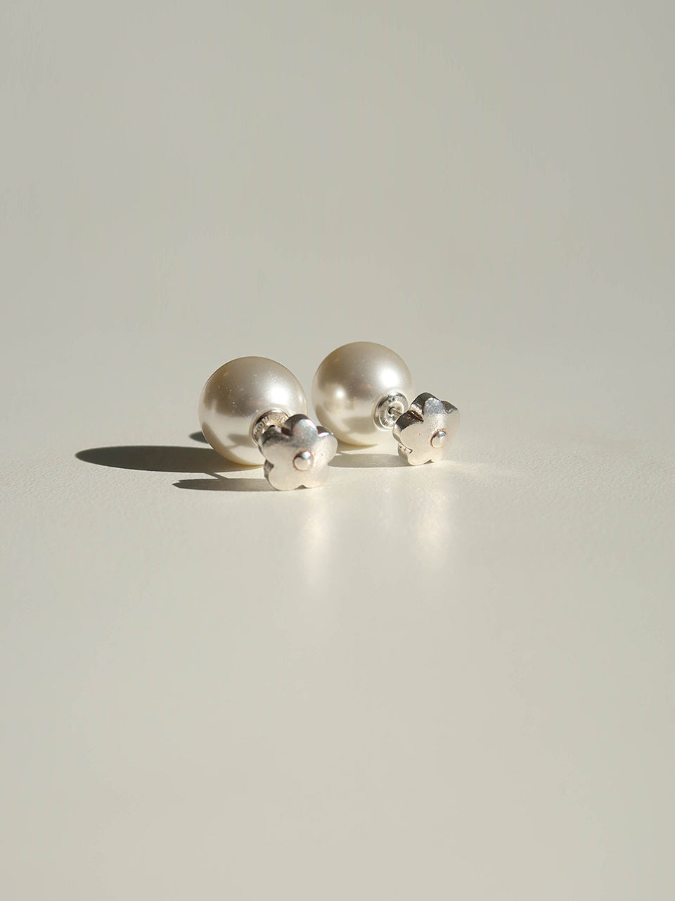 floral pearl earring