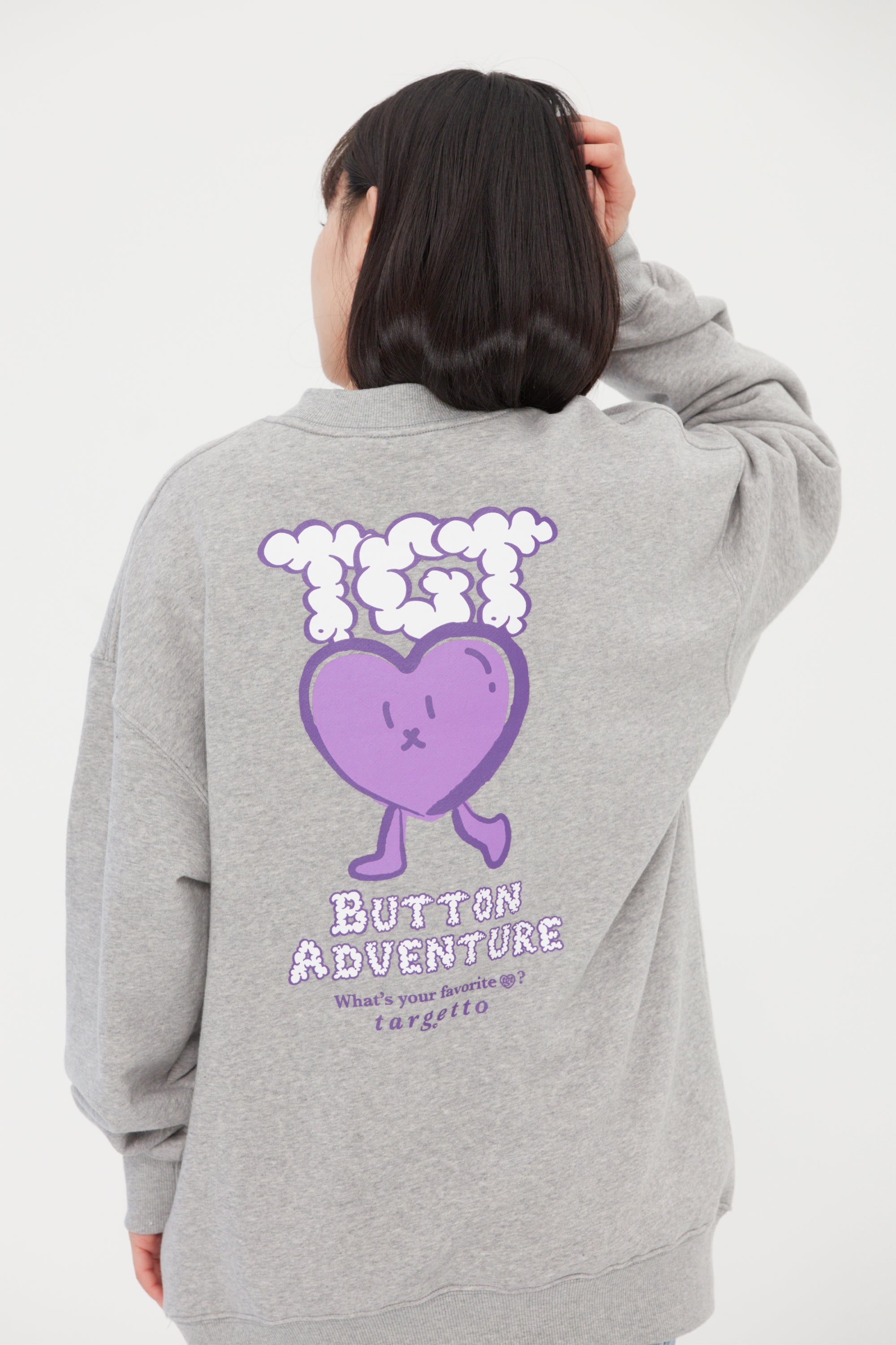 HEART BUTTON V NECK SWEAT SHIRT