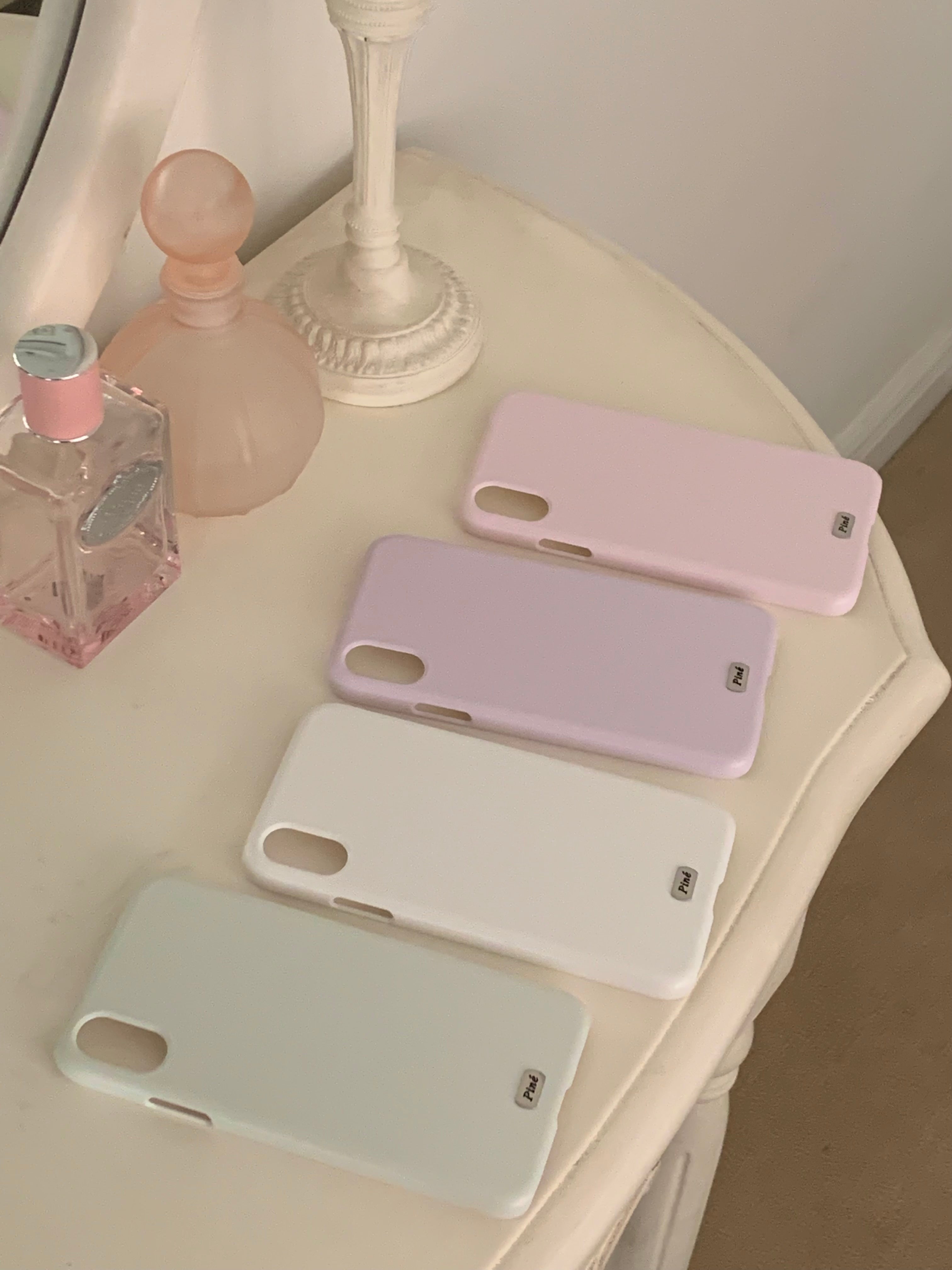 silver line cases (mint silver, white silver)