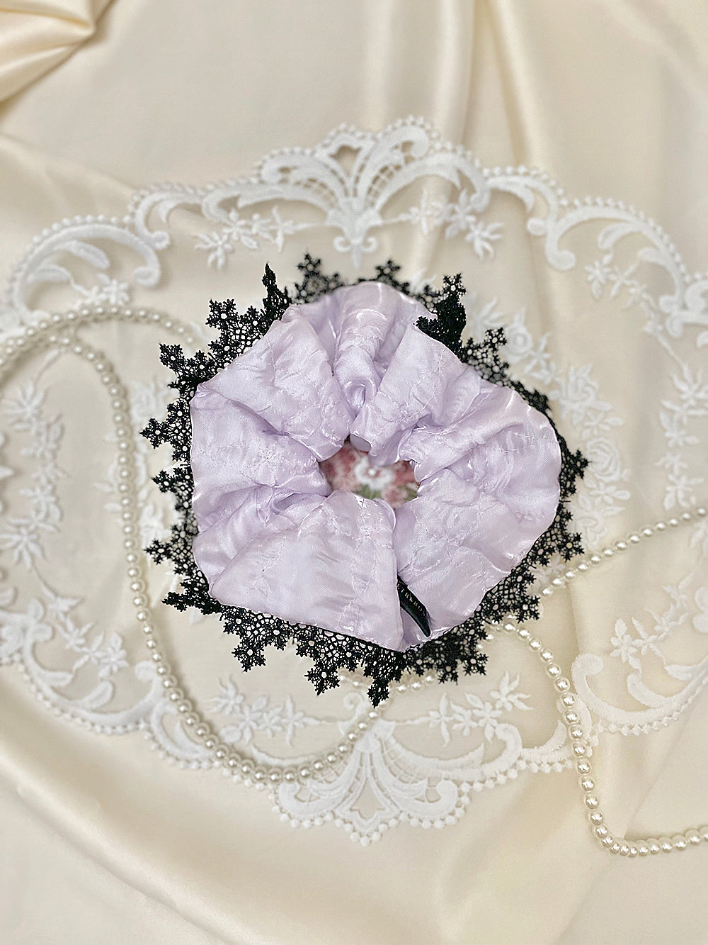 Glossy Organza Lace Satin Hair Scrunchie (M)