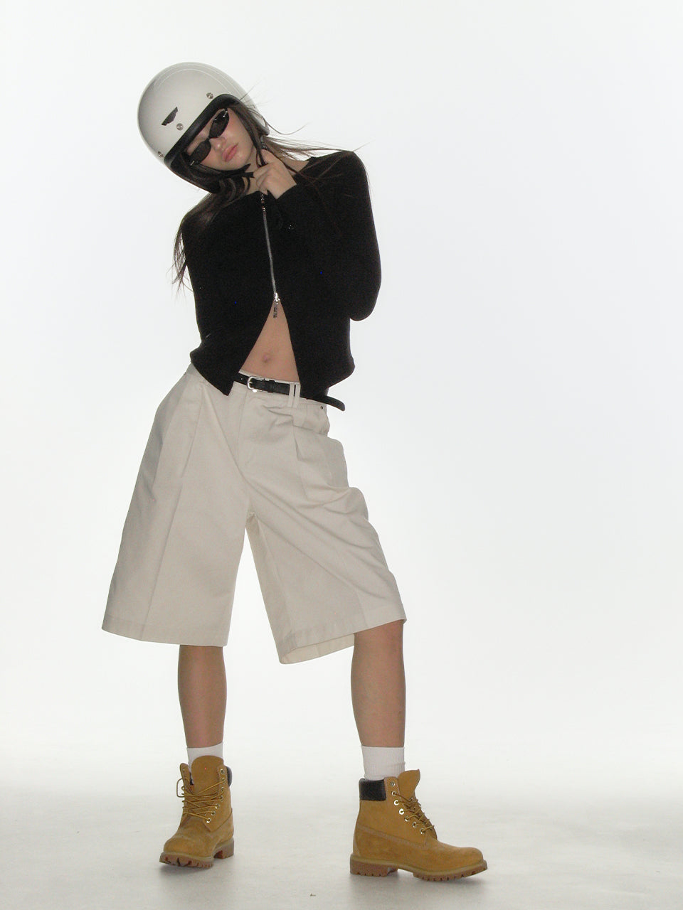 RIVET BERMUDA PANTS_CREAM