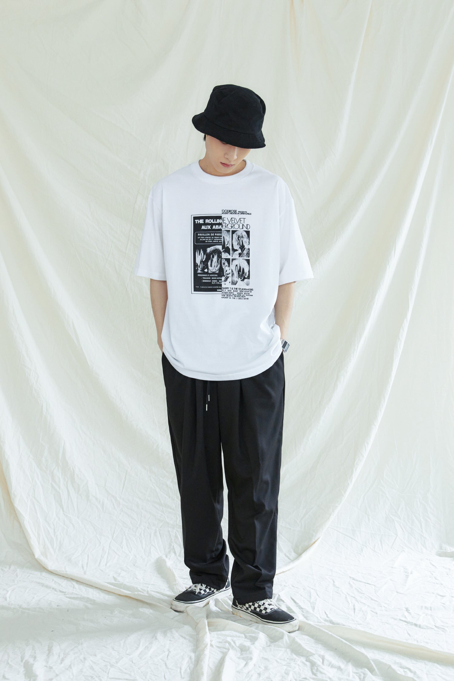 YUNCHIVES GRAPHIC T-SHIRTS WHITE