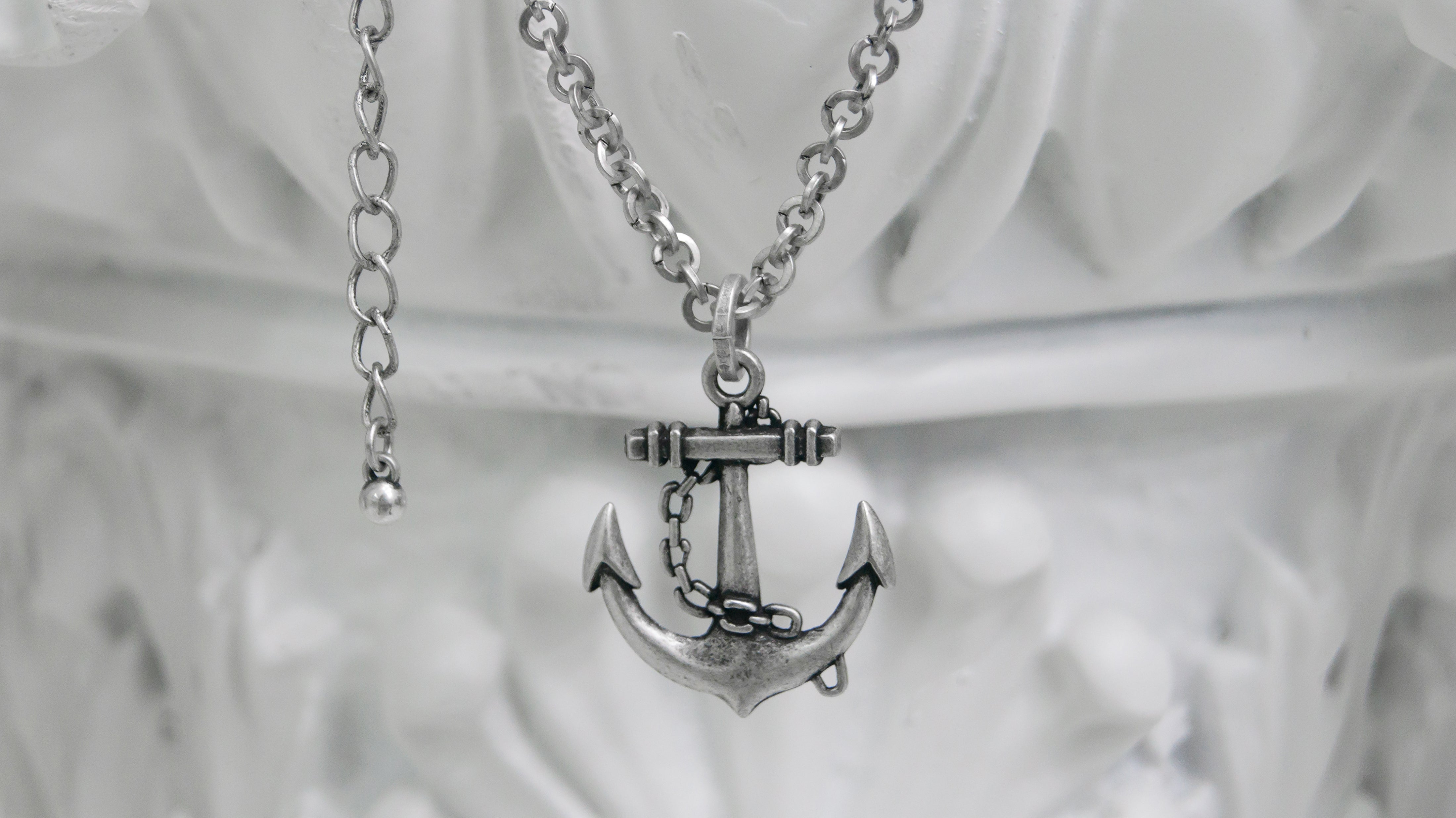 Anchor o Chain Necklace