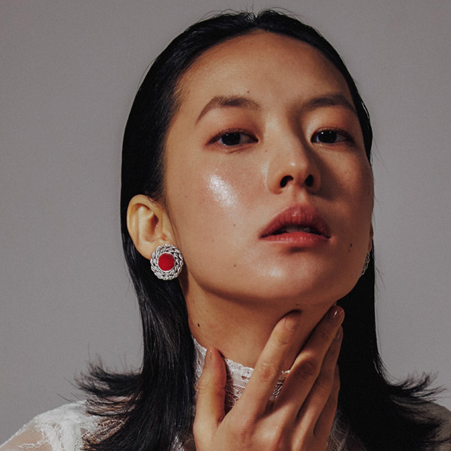 HYEONK VINTAGE LINE-1 EARRINGS