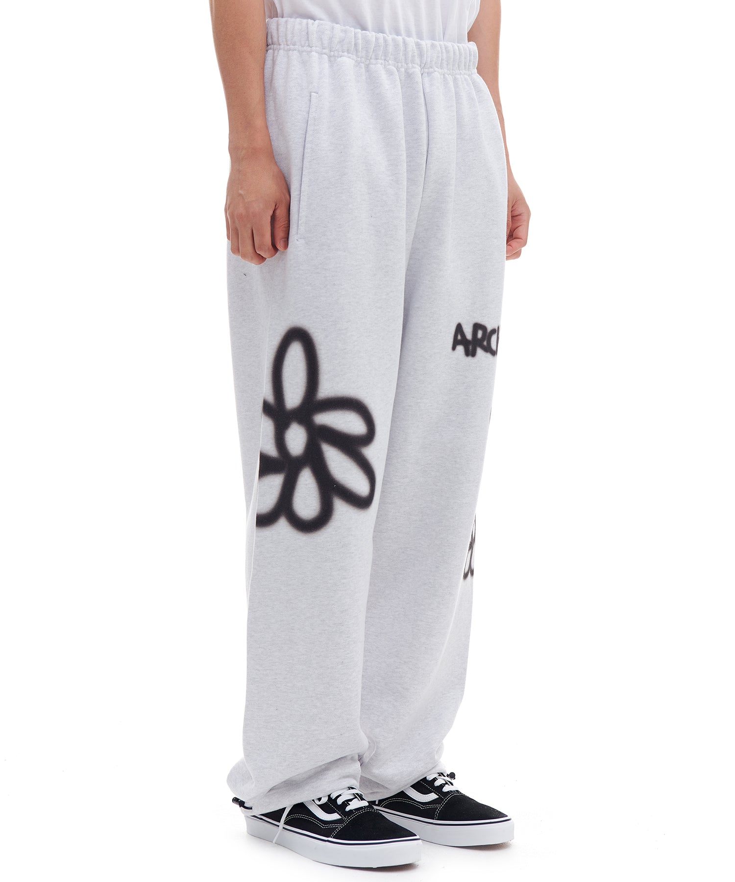 939 DAISY SWEAT PANTS (LIGHT GRAY)