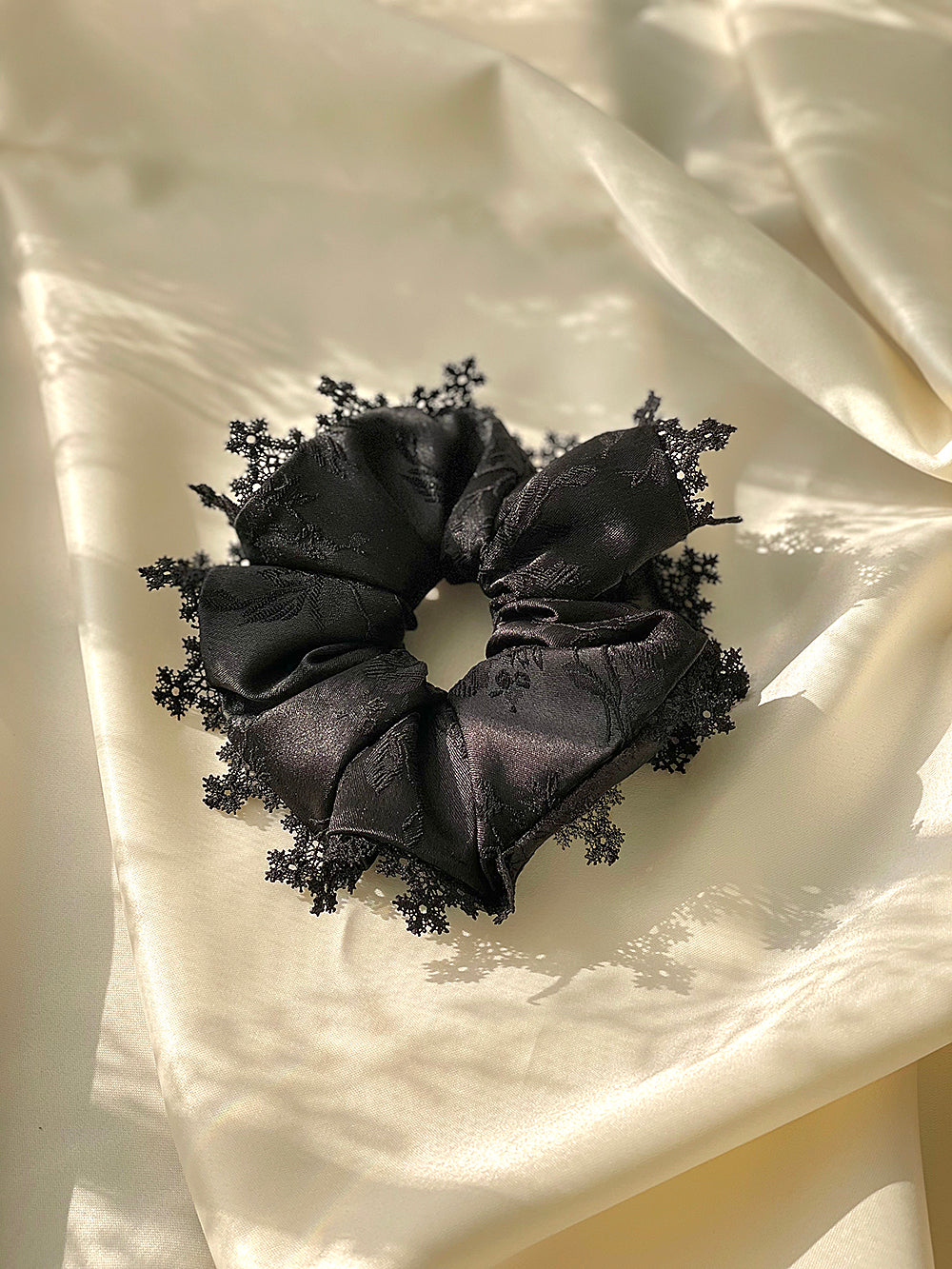 Rose Broderie Lace Satin Hair Scrunchie (SET)