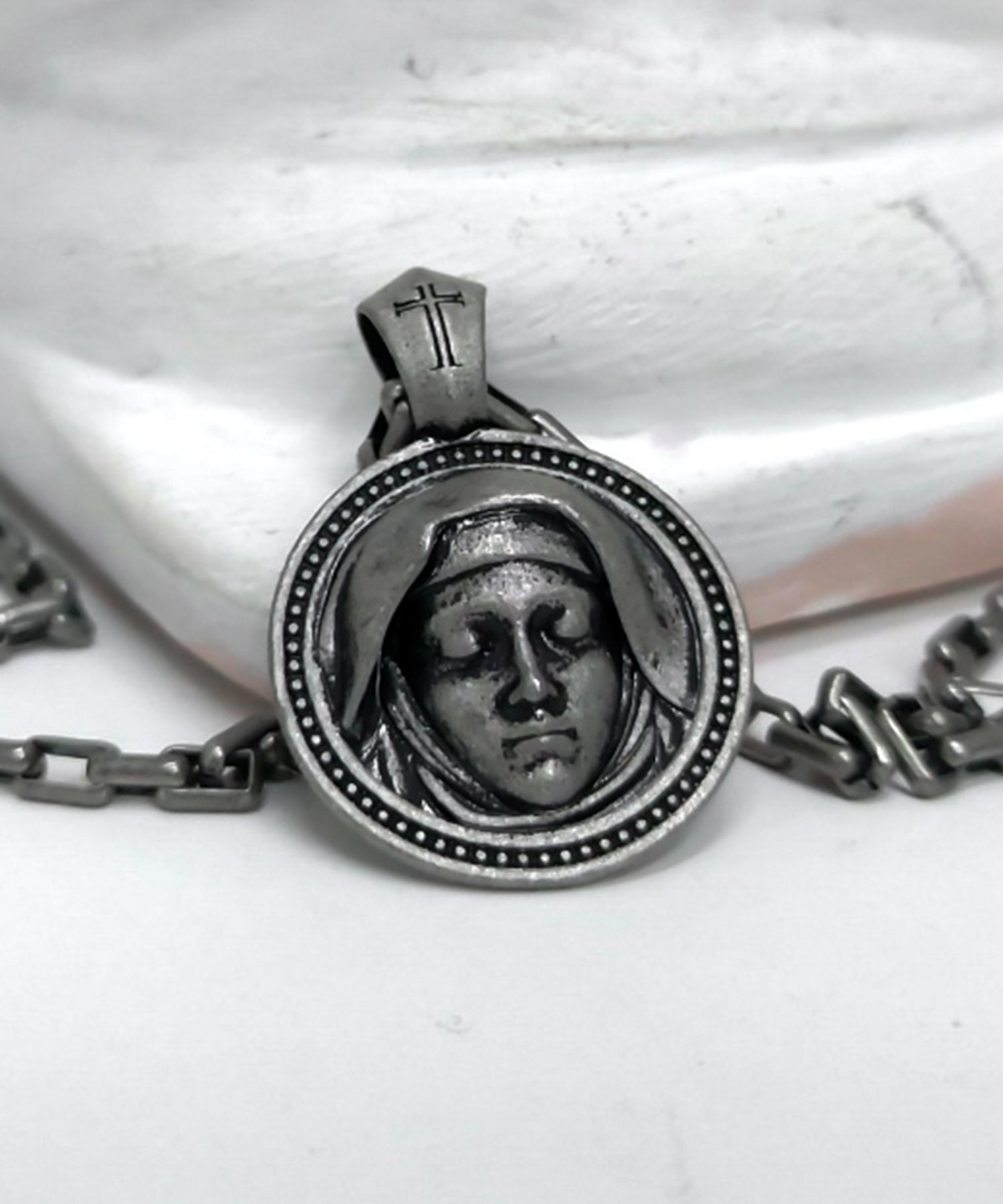 [BLESSEDBULLET]virgin mary chain necklace_MEDIUM