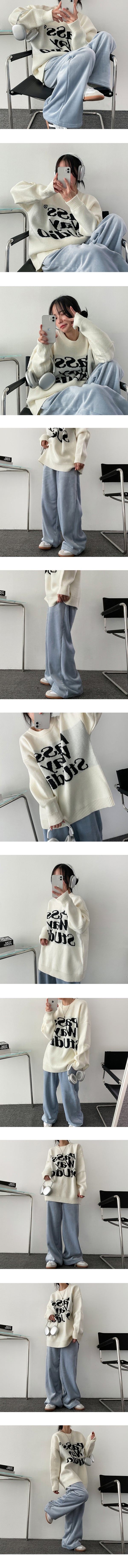 Warm Phone Lettering Round Knitwear