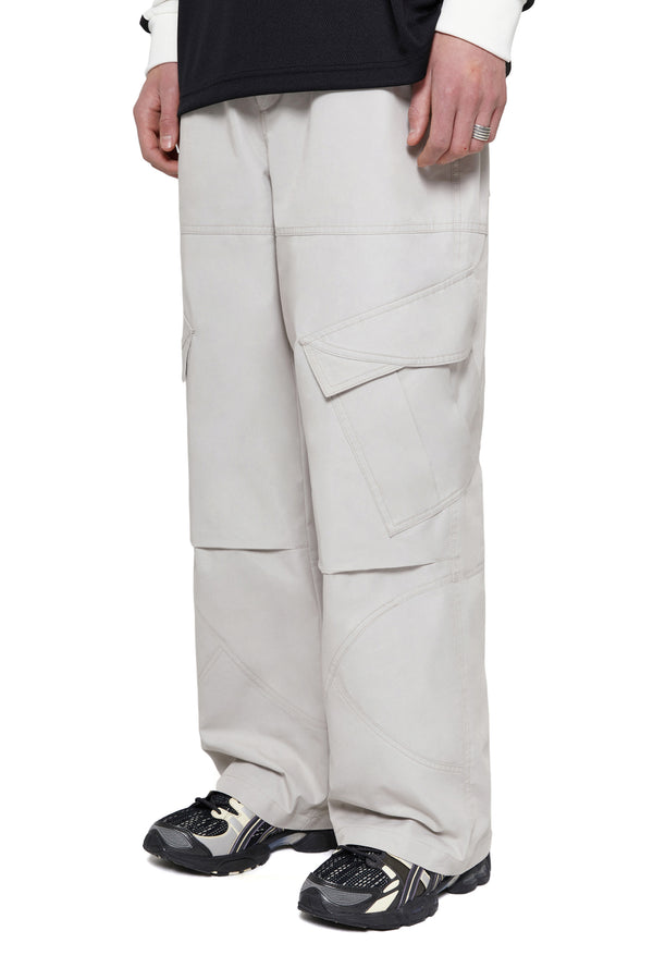 スプリットワイドカーゴパンツ / SPLIT WIDE CARGO PANTS [LIGHT BEIGE