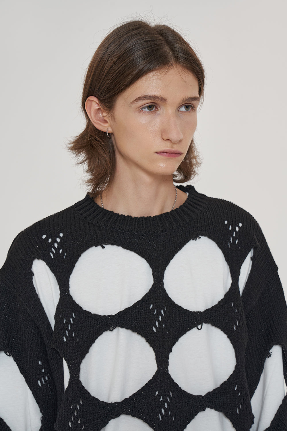 HOLE ARGYLE ROUND KNIT