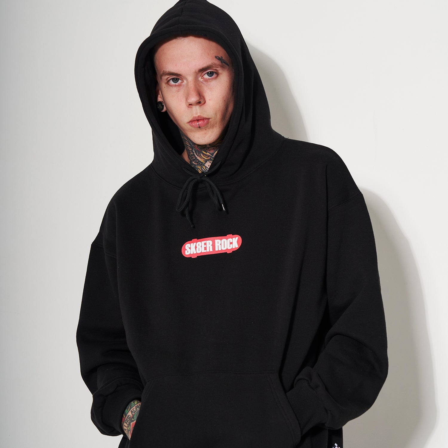 BOARD LOGO HOODIE BLACK