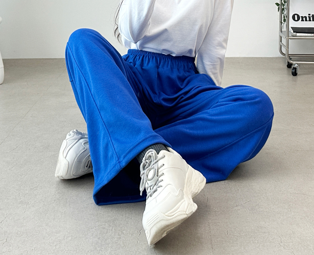 Loose Fit Wide Sweat Suit Pants