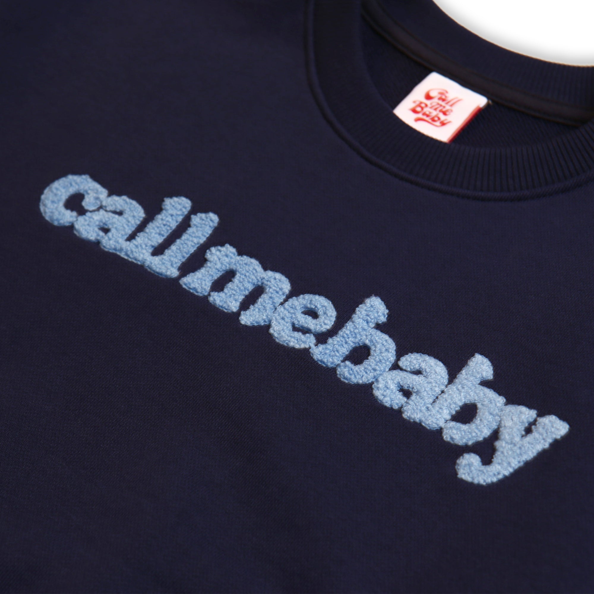 [Call Me Baby] Fuzzy Logo Cropped Sweatshirts (Navy)