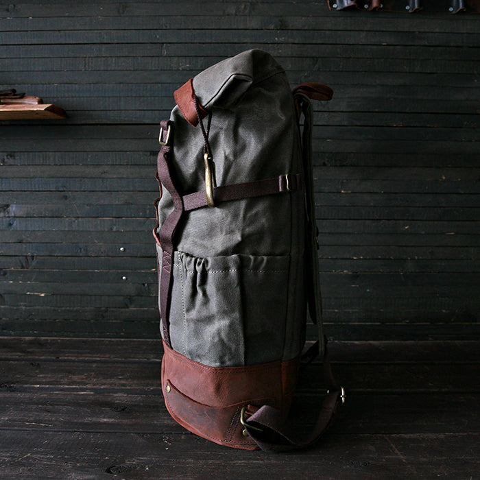 Bikers Crew Backpack Dark Oak