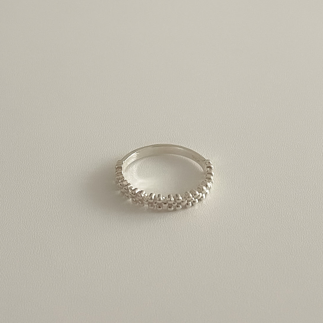 petal ring