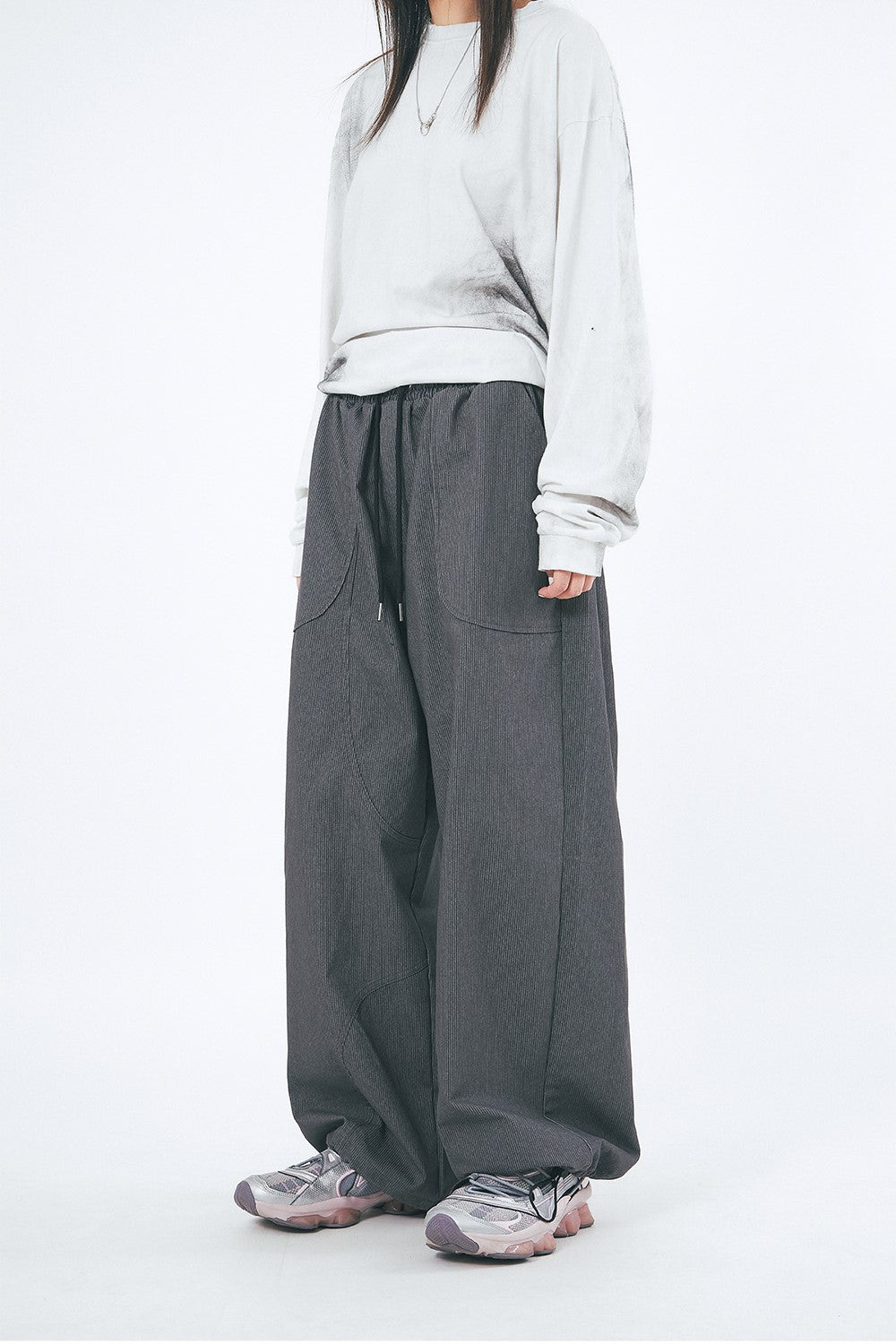 Stripe incision out pocket banding pants