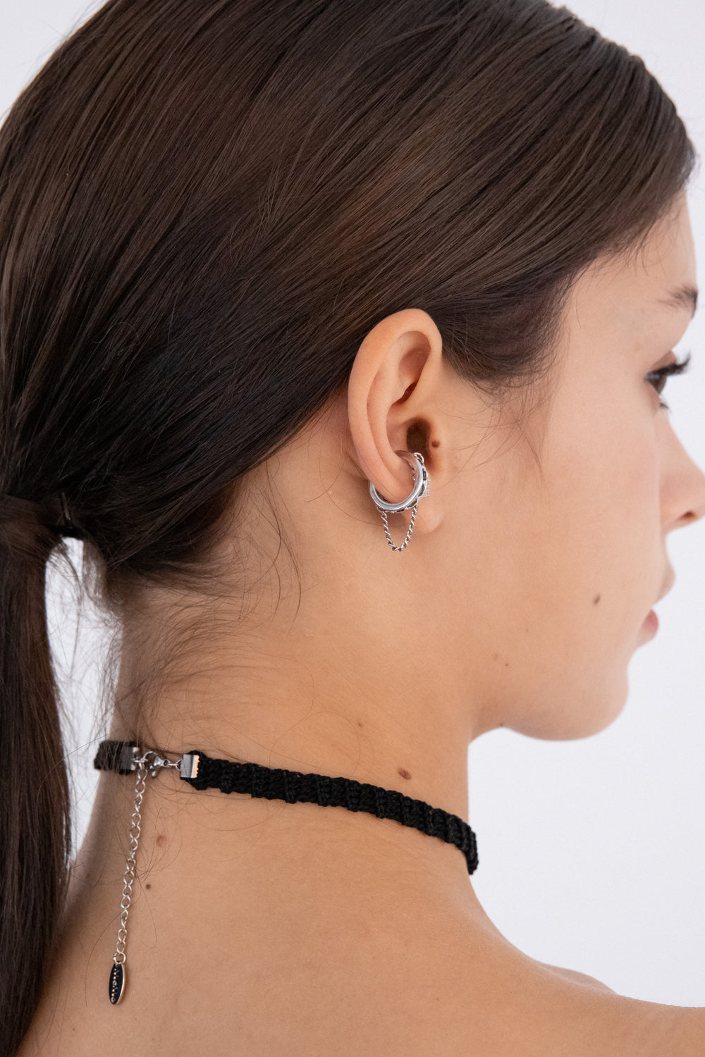 Drop chain layered earcuff