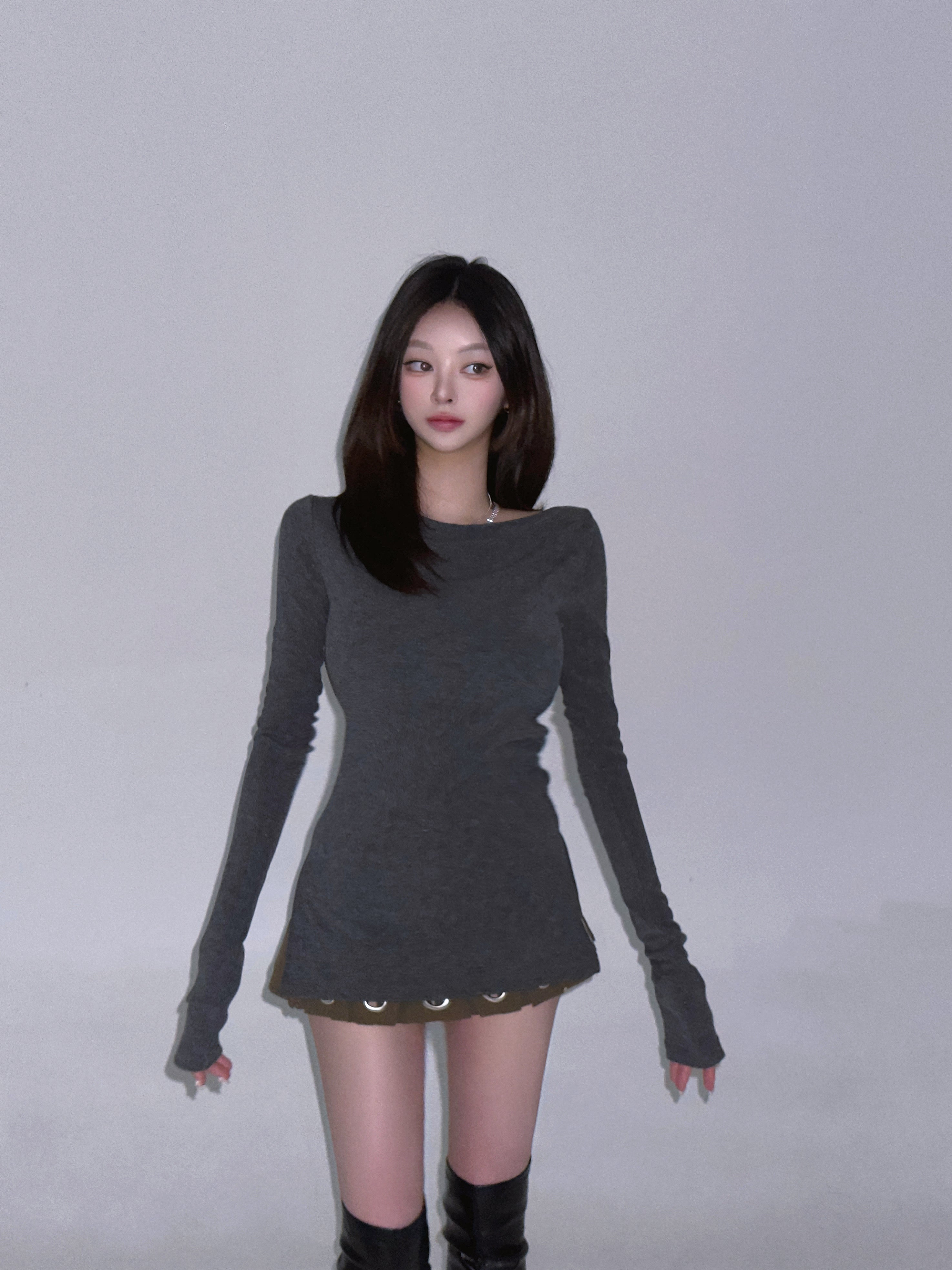 Lip neck wool knit-T