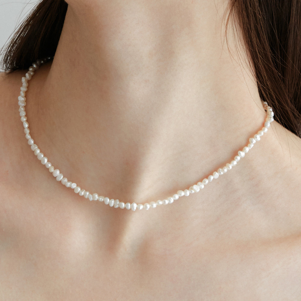 [925 SILVER] Basic Freshwater Pearl Necklace