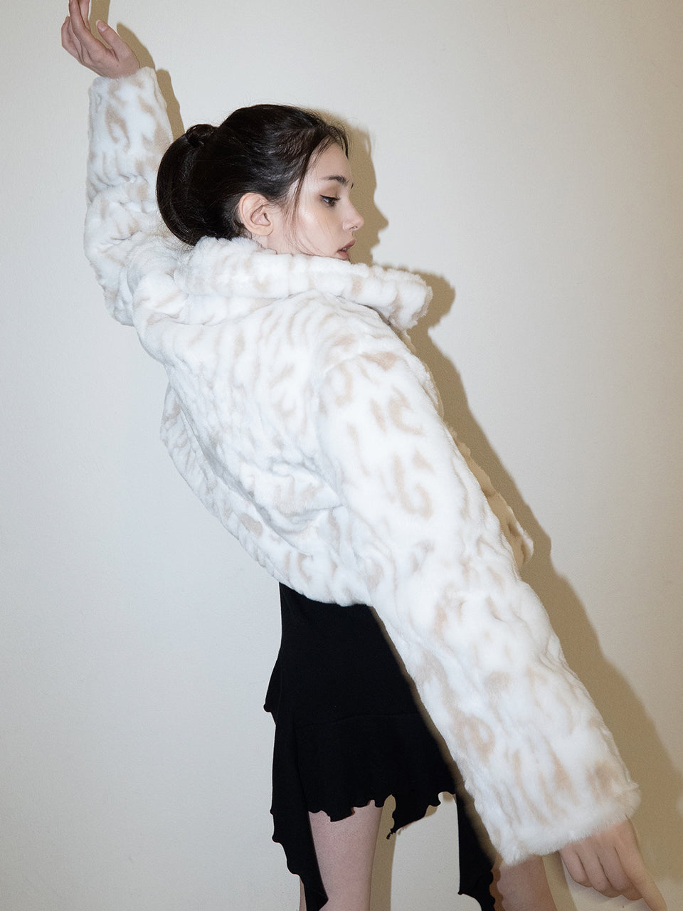 Leopard Crop Fur Jacket (WHITE)