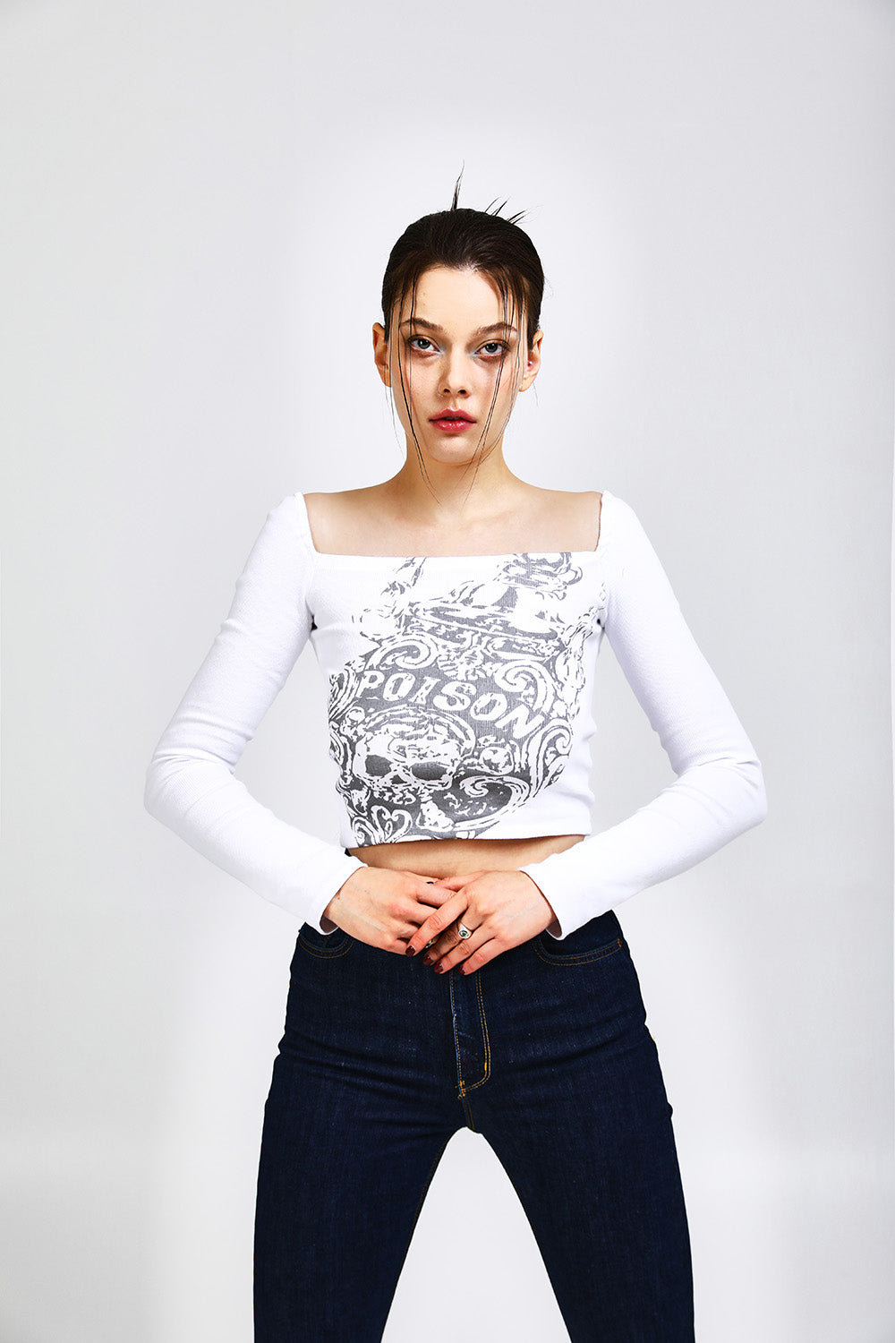 POISON SQUARE NECK TOP [WHITE]