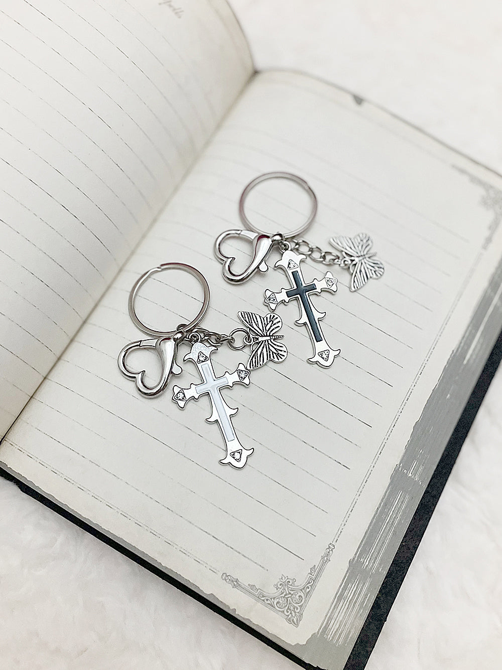 Dahlia Cross Rock Key Ring (2color)