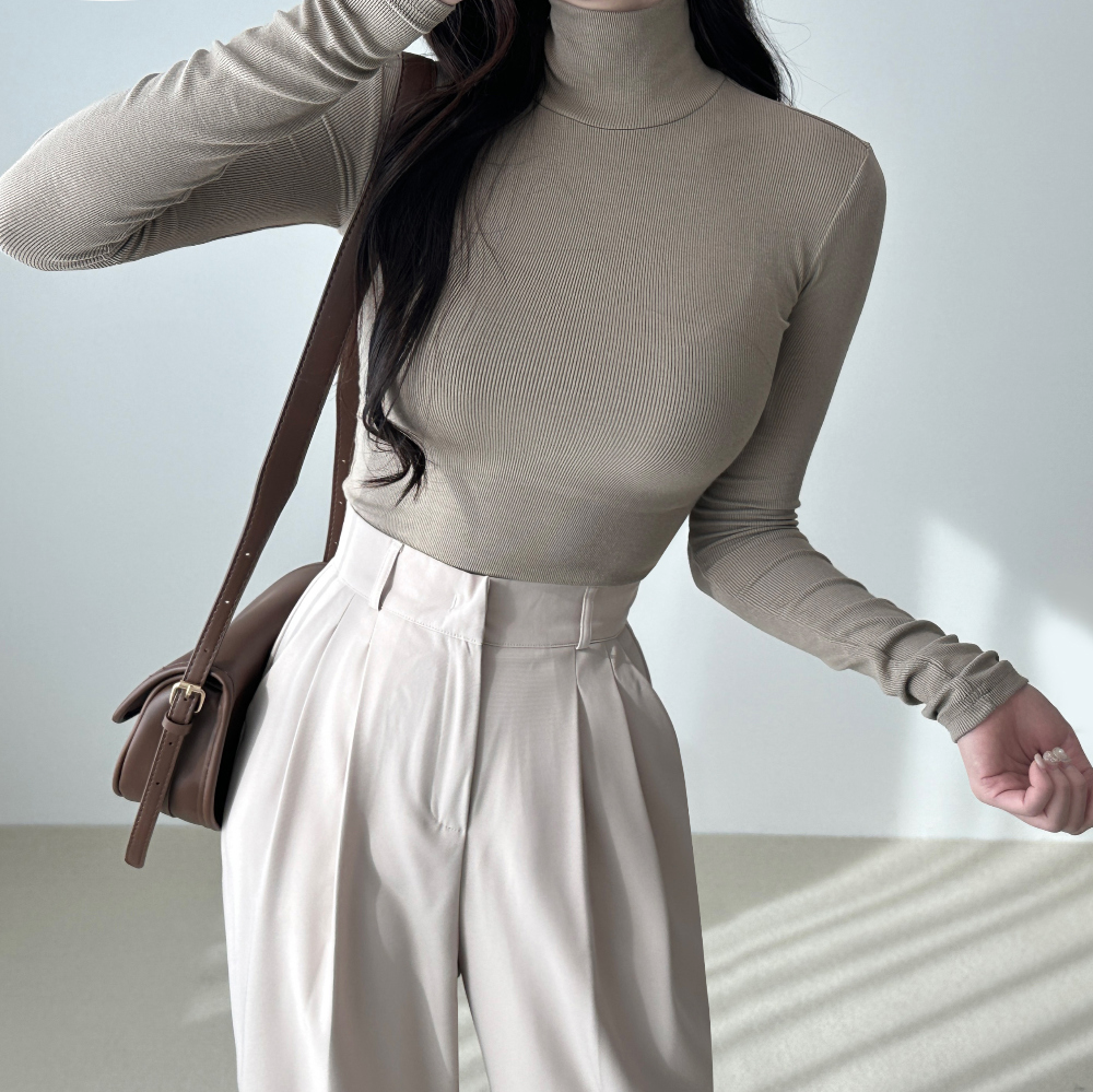 Soft turtleneck Long sleeved