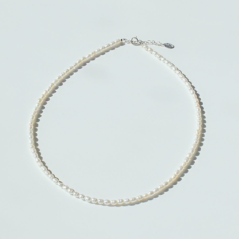 SENSIBILITY PEARL NECKLACE